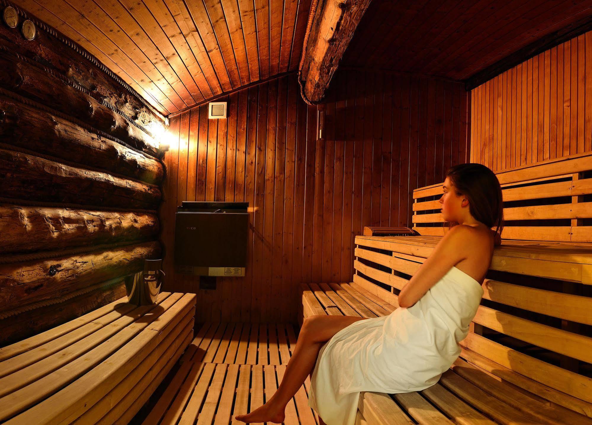 Ski & Wellness Residence Druzba Demanovska Dolina Bagian luar foto
